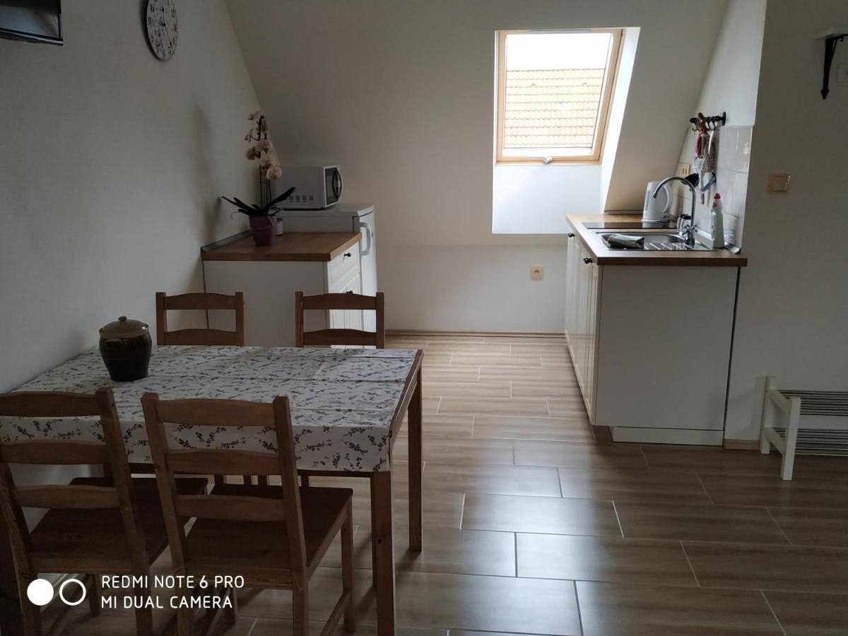 Ubytovani Ve Stodole Stráž nad Nežárkou Bagian luar foto