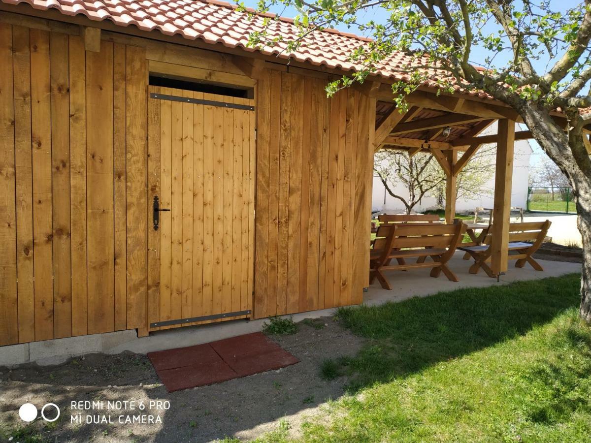 Ubytovani Ve Stodole Stráž nad Nežárkou Bagian luar foto